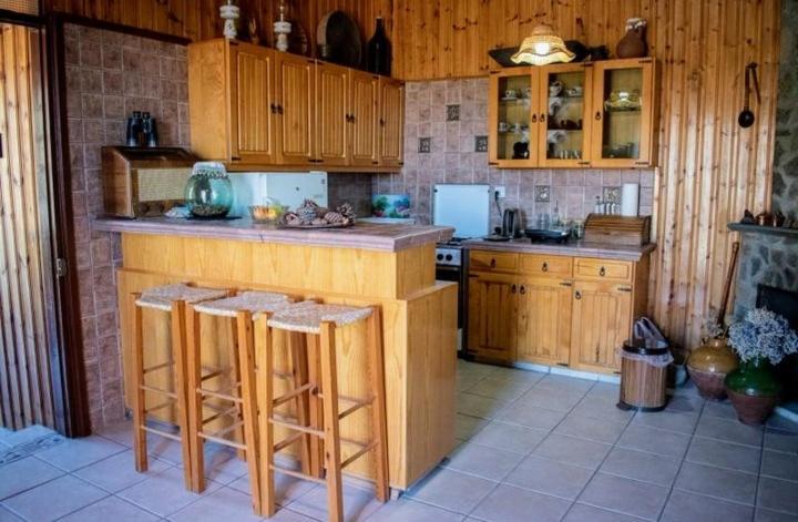 Σπίτι Με Θέα Alona Exterior foto